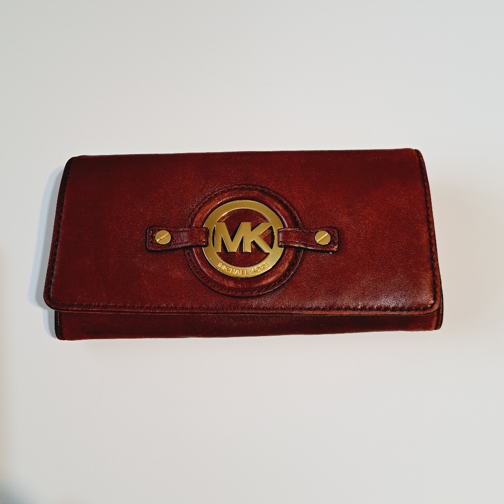 Michael Kors Bi Fold Accordian Leather Wallet in Burgundy Oxblood